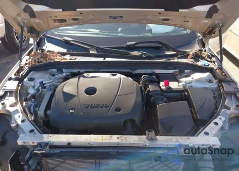 2017 Volvo S90 T6 Inscription z USA, uszkodzony, nr VIN YV1A22ML6H1001734